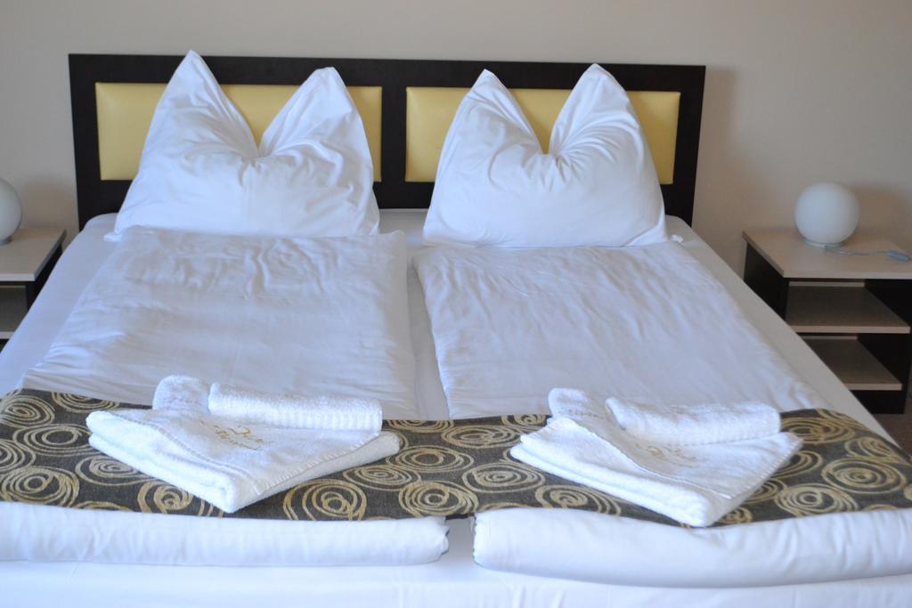 Alexander Hotel Asenovgrad Dış mekan fotoğraf