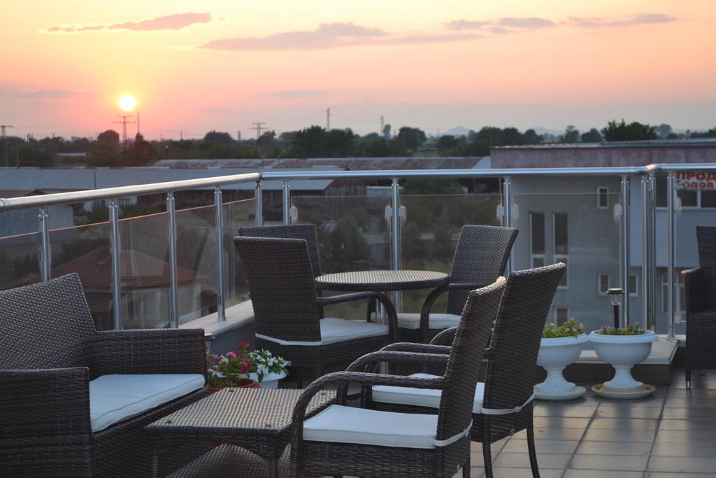 Alexander Hotel Asenovgrad Dış mekan fotoğraf