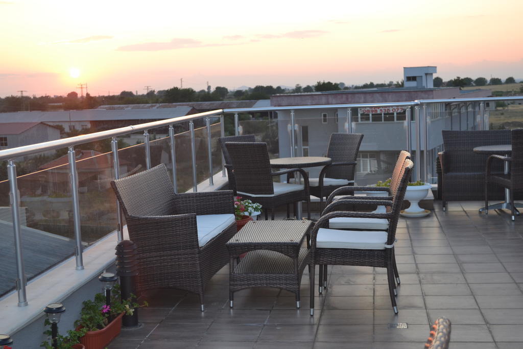 Alexander Hotel Asenovgrad Dış mekan fotoğraf