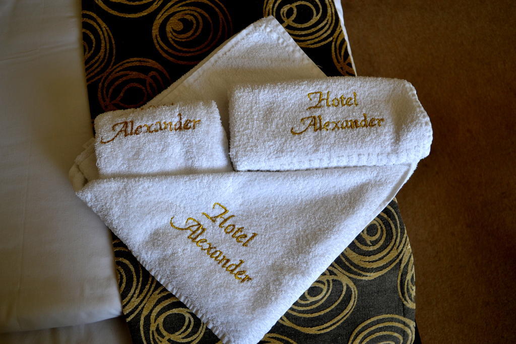 Alexander Hotel Asenovgrad Oda fotoğraf