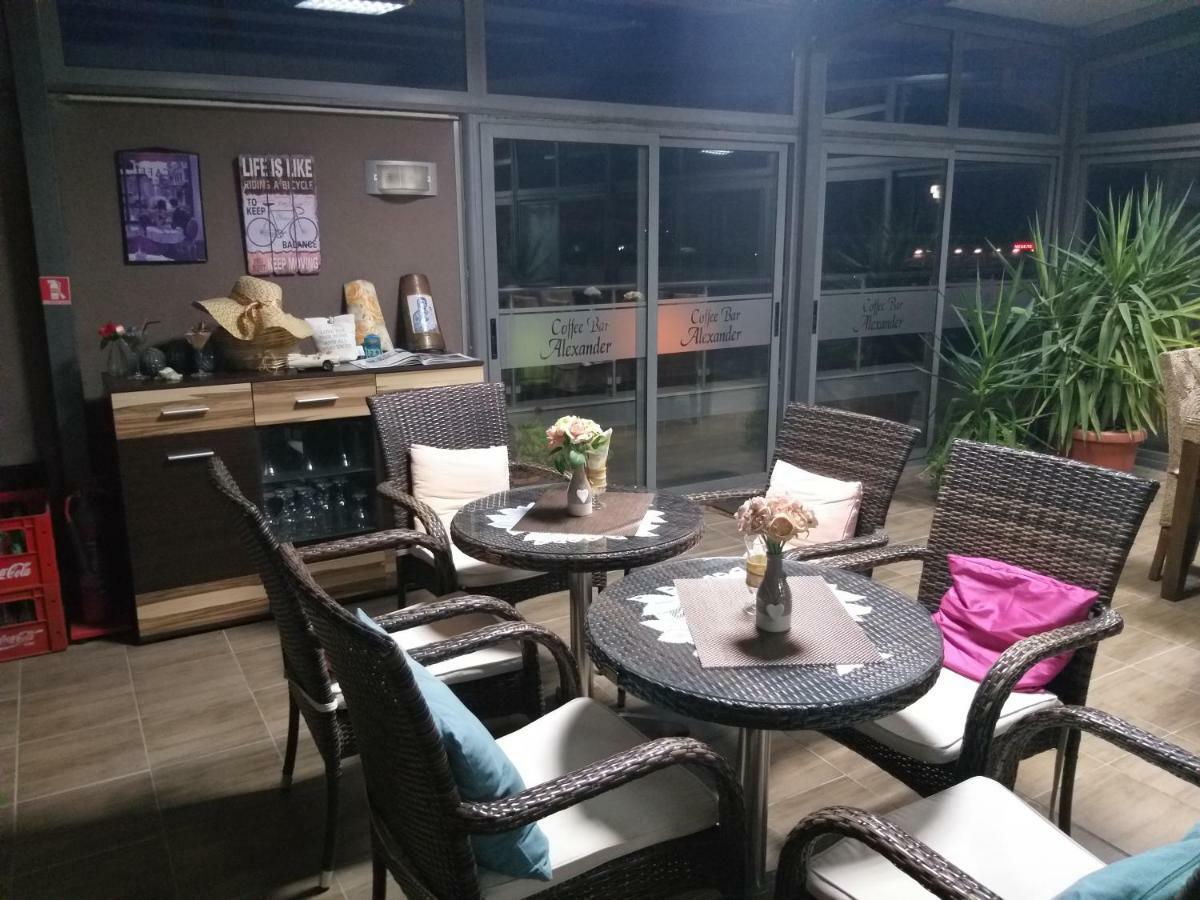 Alexander Hotel Asenovgrad Dış mekan fotoğraf
