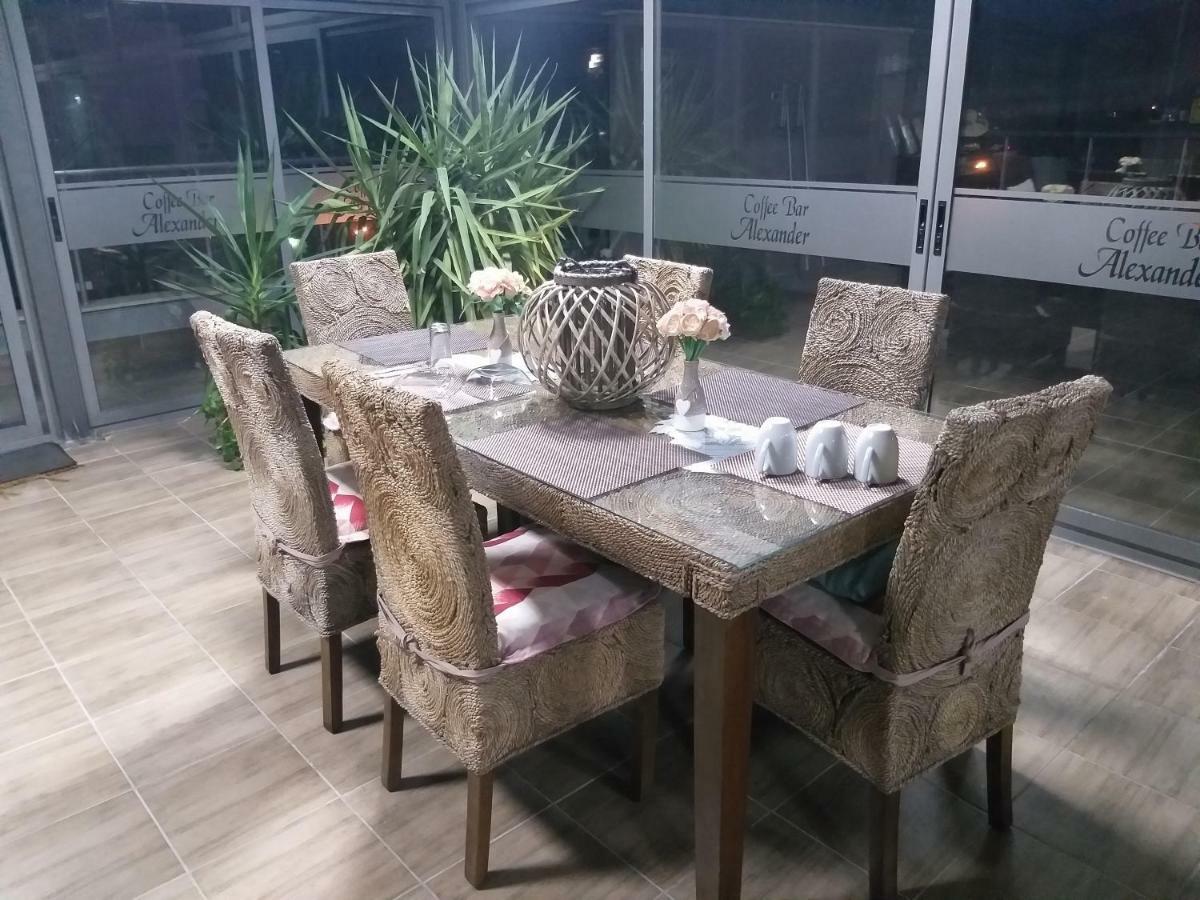 Alexander Hotel Asenovgrad Dış mekan fotoğraf